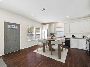 7047 Avenue E, Houston TX 77011