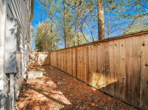 4810 Martin Oaks Lane, Houston TX 77018