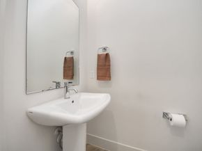 4810 Martin Oaks Lane, Houston TX 77018