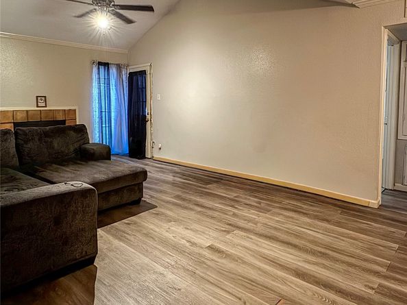 12500 Sandpiper Drive 32, Houston TX 77035