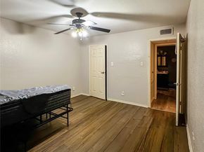 12500 Sandpiper Drive 32, Houston TX 77035