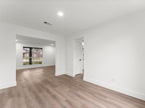 13706 Sablesprings Lane, Houston TX 77014