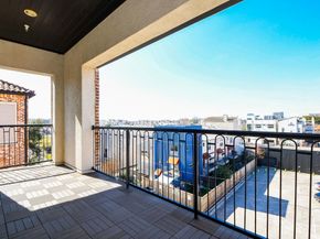 5 Robita Street, Houston TX 77019