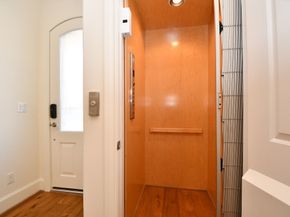 5 Robita Street, Houston TX 77019