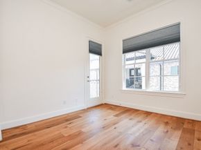 5 Robita Street, Houston TX 77019