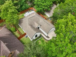 146 S Holly Laurel Circle, The Woodlands TX 77382