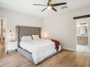 146 S Holly Laurel Circle, The Woodlands TX 77382