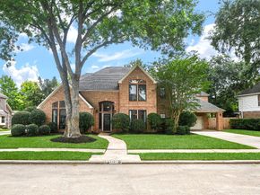 2107 Pecan Trail Drive, Richmond TX 77406