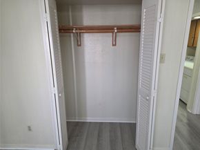 3025 Walnut Bend Lane 21, Houston TX 77042