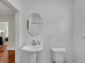 311 E 8th Street, Houston TX 77007