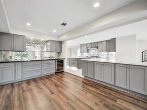 15607 Memorial Drive, Houston TX 77079