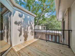 15607 Memorial Drive, Houston TX 77079