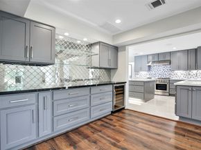 15607 Memorial Drive, Houston TX 77079
