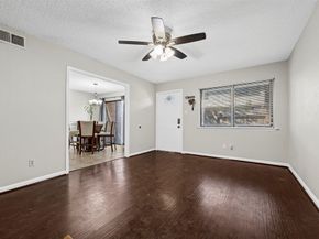 12020 Mighty Oak Drive B, Houston TX 77066