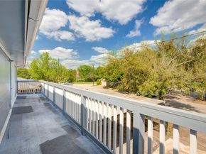 4909 Cochran Street 12, Houston TX 77009