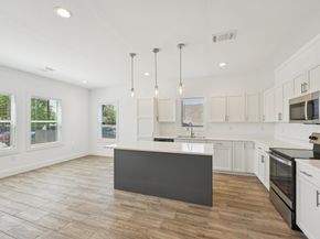 3151 Christie Street, Houston TX 77026