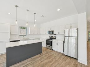 3151 Christie Street, Houston TX 77026