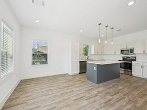 3151 Christie Street, Houston TX 77026