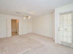 2710 Grants Lake Boulevard I4, Sugar Land TX 77479