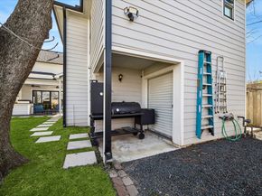 216 W 30th Street, Houston TX 77018