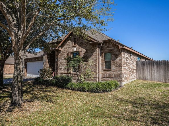 8614 Redstone Hills Drive, Cypress TX 77433