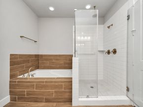5720 Petty Street, Houston TX 77007