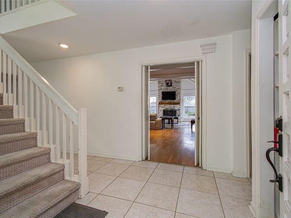 11427 Highgrove Drive, Houston TX 77077