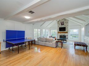 11427 Highgrove Drive, Houston TX 77077