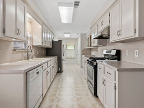 12902 Maxim Drive, Houston TX 77065