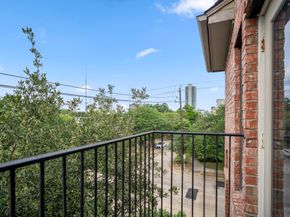 2719 La Branch Street, Houston TX 77004