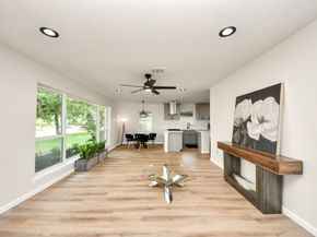 2407 Crestdale Dr, Houston TX 77080
