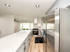 2407 Crestdale Dr, Houston TX 77080