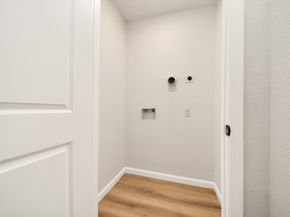 2407 Crestdale Dr, Houston TX 77080