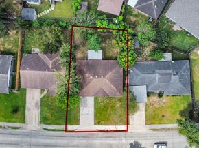 531 Edgebrook Drive, Houston TX 77034