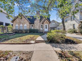 2141 Colquitt Street, Houston TX 77098