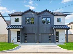 2107 Esther Drive A/B, Houston TX 77088