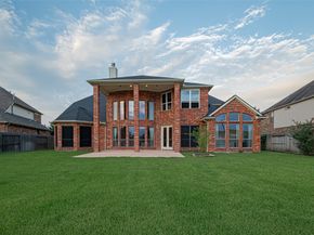 8707 Crossriver Lane, Houston TX 77095