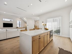 1127 W 16th Street C, Houston TX 77008