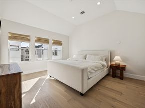 1127 W 16th Street C, Houston TX 77008