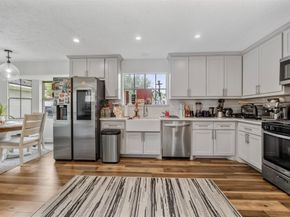 1815 Cobblestone Court, Richmond TX 77406