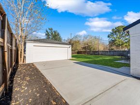 6030 Beaudry Drive, Houston TX 77035