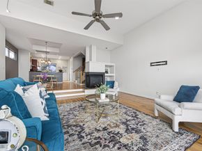 1729 Reinerman Street, Houston TX 77007