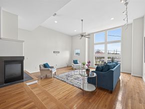 1729 Reinerman Street, Houston TX 77007