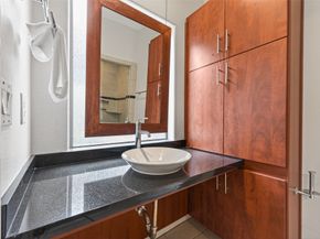 1729 Reinerman Street, Houston TX 77007