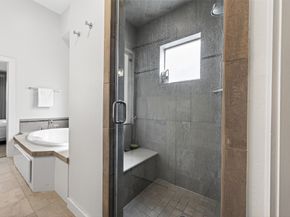 1729 Reinerman Street, Houston TX 77007