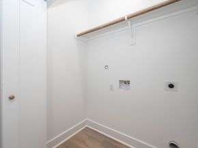 8598 Hoffman Street, Houston TX 77016