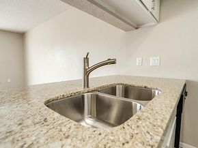 2818 S Bartell Drive 312, Houston TX 77054