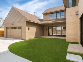 309 Avenue Of Oaks Street, Houston TX 77009