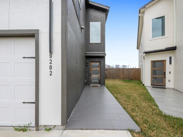 9202 Buffum Street, Houston TX 77051