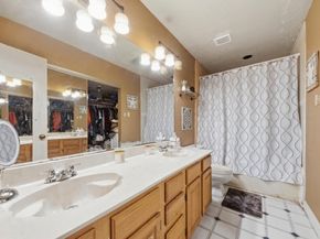 9318 Spindlewood Drive, Houston TX 77083